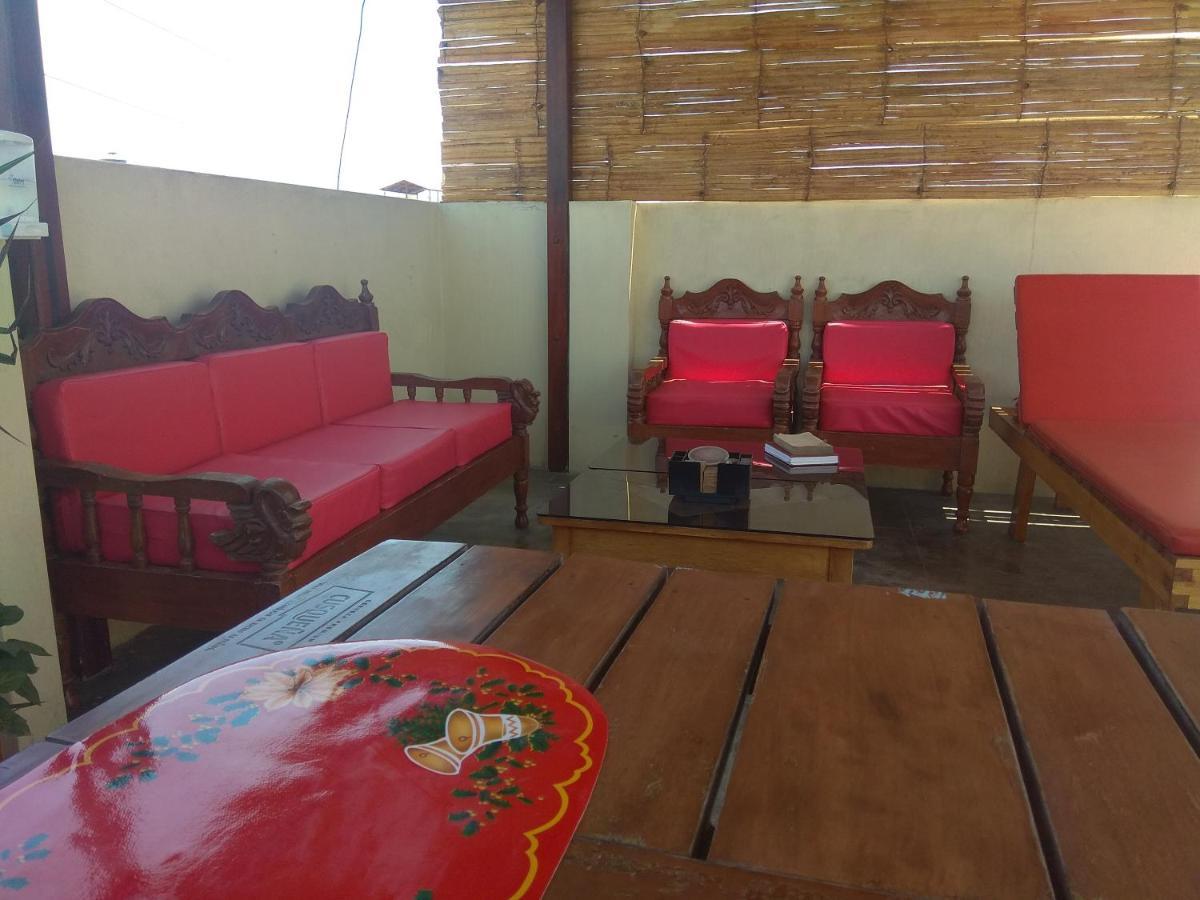 Lola Hosting Otel Huanchaco Dış mekan fotoğraf