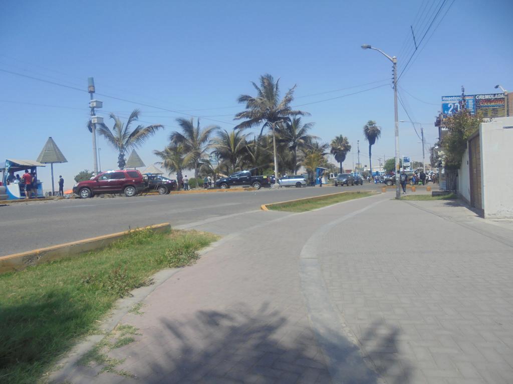 Lola Hosting Otel Huanchaco Dış mekan fotoğraf